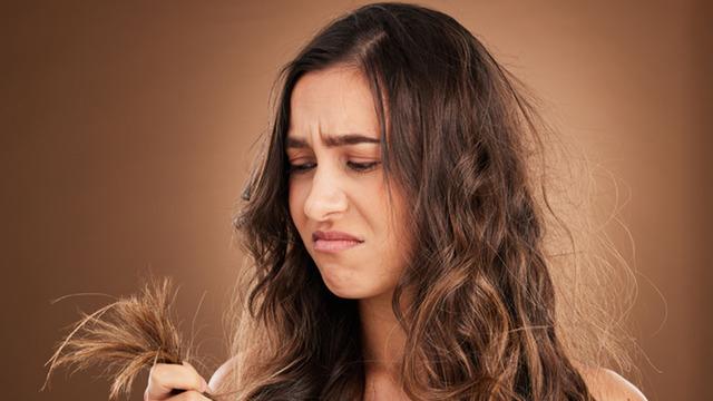 Ünlü kuaförden bakım sırları: Bu 7 yöntemle saçların kabarmasın! Saçın neden kabarıyor?