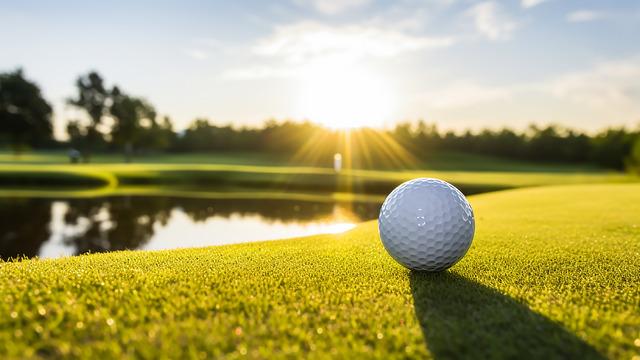 Golf toplarının üzerinde neden çukurlar vardır?