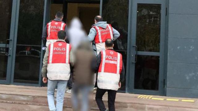 Çanakkale'de kuyumcuyu soymaya kalkışan 2 şüpheli tutuklandı