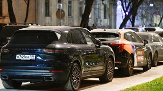 Yüzlerce Porsche sahibi yolda kaldı! Uydu aracılığıyla bloke ettiler