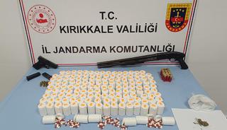 Kırıkkale'de uyuşturucu operasyonu! 8 bin 252 uyuşturucu hap ele geçirildi