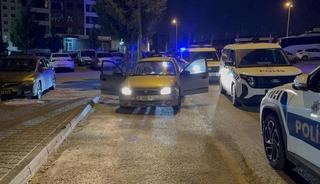 Uygulamada görevli polise çarpıp kaçtılar: 4 gözaltı