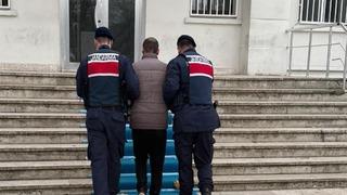 Son dakika: Edirne'de sınırda yakalanan 2 FETÖ şüphelisinden 1'i tutuklandı