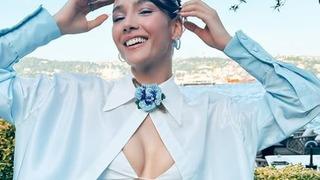 Halef Köklerin Çağrısı'nın yıldızı Aybüke Pusat mini şortuyla peş peşe poz verdi! Beğeni butonu çöktü 