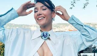 Mini şortuyla peş peşe poz verdi! Beğeni butonu çöktü 