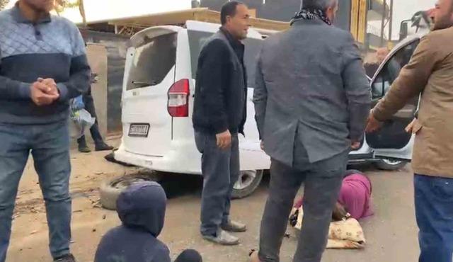 Şanlıurfa’da kamyonet ile hafif ticari araç çarpıştı: 2’si çocuk 4 yaralı 2