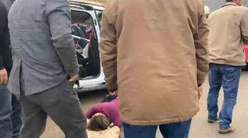 Şanlıurfa’da kamyonet ile hafif ticari araç çarpıştı: 2’si çocuk 4 yaralı