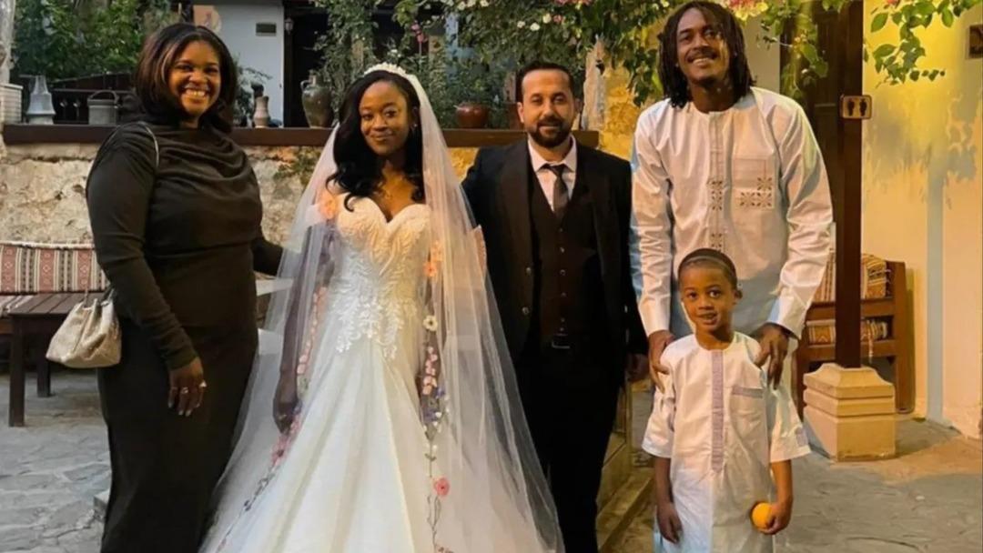 Afrika dan Adana ya gelin geldi! En çok şaşırdığı geleneği açıkladı 3