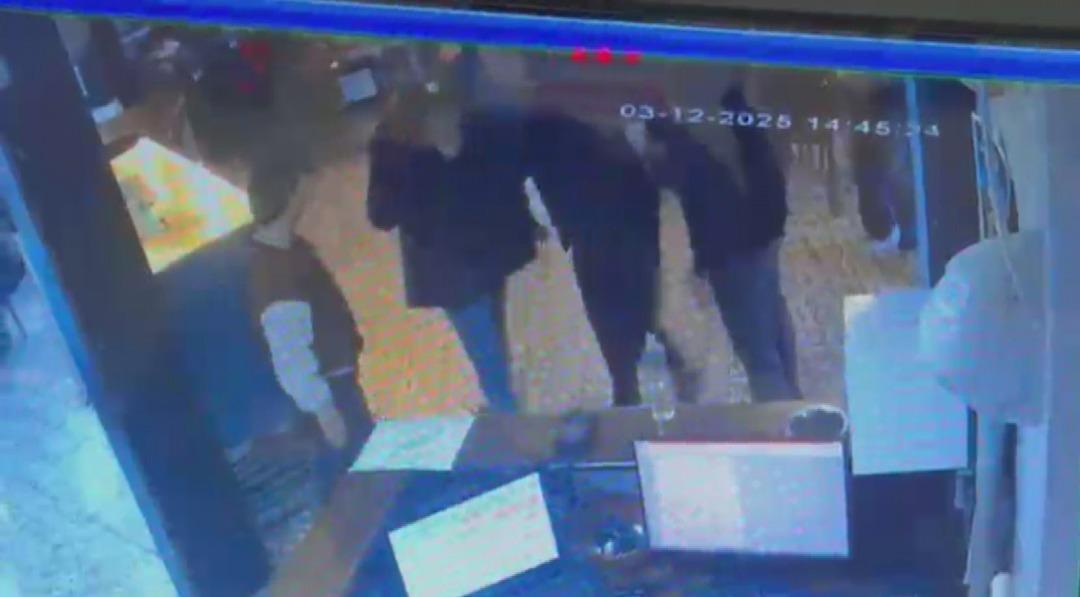 Yemek yerken "ölüyorum" diye bağırdı: Garson hayatını böyle kurtardı! 3