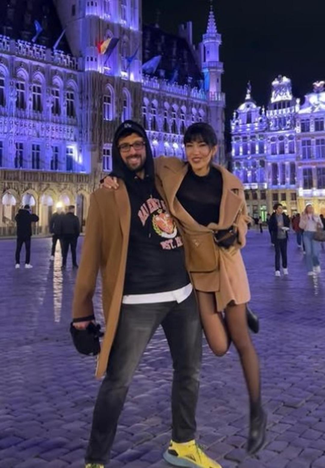 Ünlü komedyen Doğu Demirkol in sevgili bakın kimmiş! Romantik karelere beğeni yağdı 5