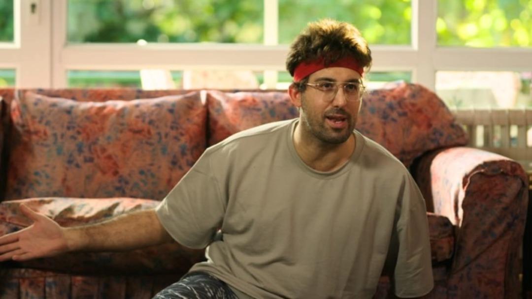 Ünlü komedyen Doğu Demirkol in sevgili bakın kimmiş! Romantik karelere beğeni yağdı 1