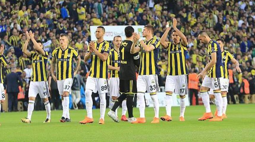 Fenerbah&ccedil;e, Kadık&ouml;y'de eski g&uuml;nlerini &ouml;zl&uuml;yor