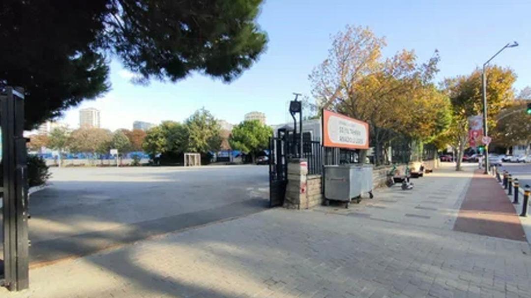 İstanbul da 19 okul bahçesi ücretli otoparka dönüştü!  2
