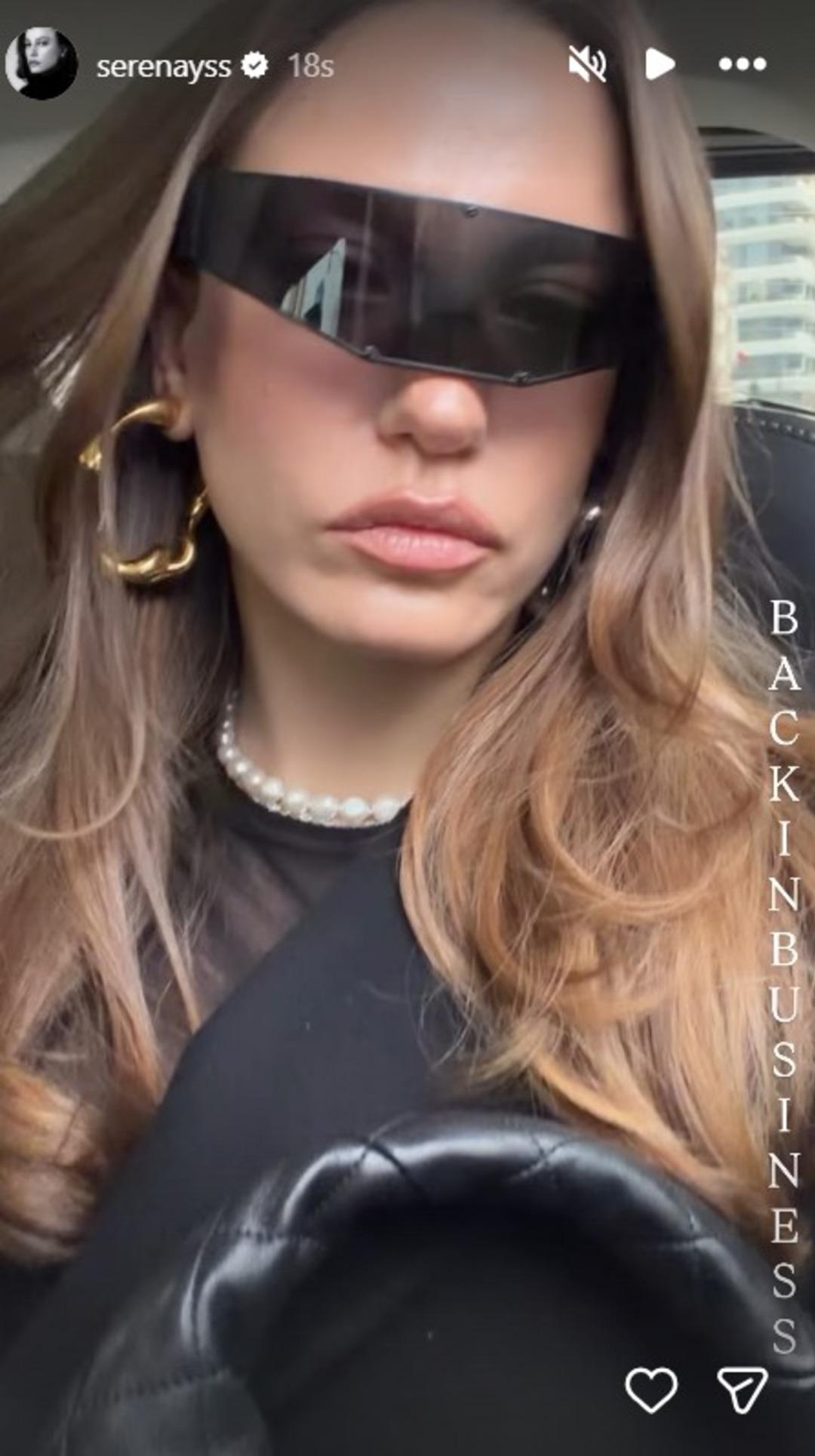 Serenay Sarıkaya nın gözlükleri sosyal medyayı salladı! Fiyatı dudak uçuklattı 2