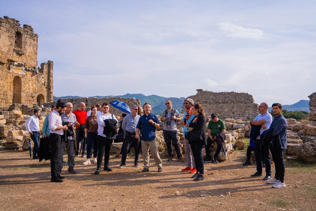 Bakan Ersoy duyurdu: Türkiye Kültür Yolu Festivali 2025’te rekorlarla kapandı, 22 milyon sanatsever festivale akın etti 1