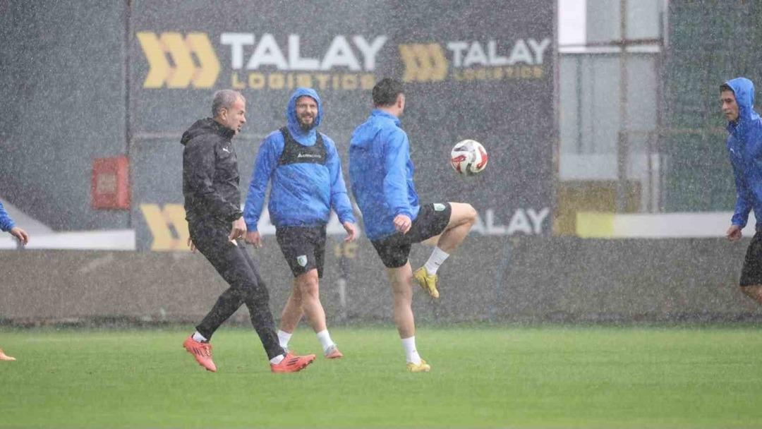 Burhan Eşer: "Bodrum FK armasının olduğu her maç bizim için önemlidir" 1