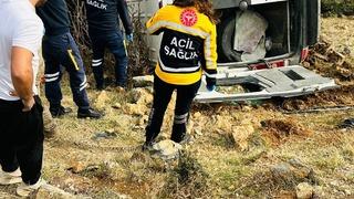 Gaziantep'te tarım işçilerini taşıyan minibüs kaza yaptı