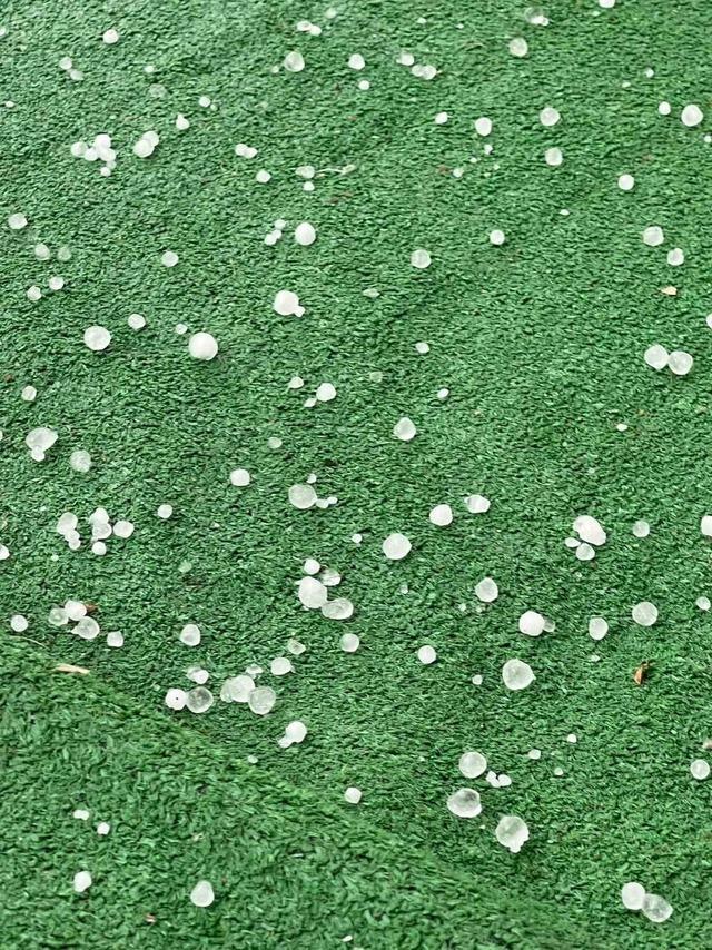 Alanya’da sağanak yağış ve dolu etkili oldu 2