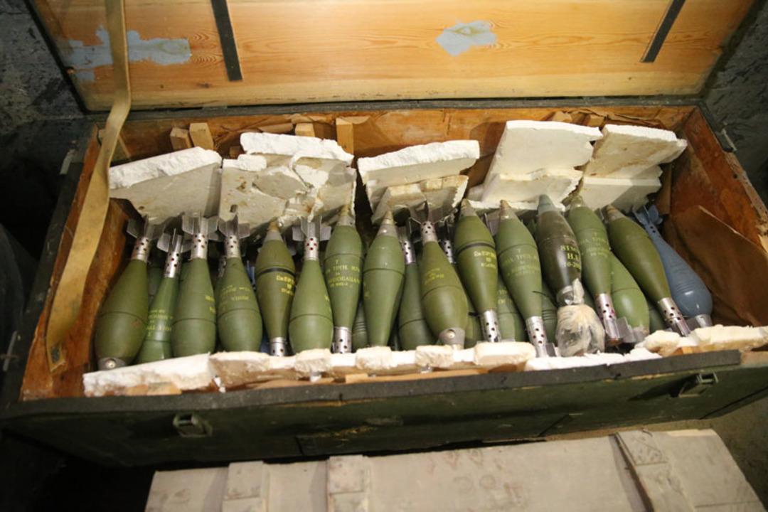 YPG/PKK'nın 12 odalı yer altı m&uuml;himmat deposu bulundu 