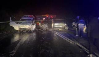 Panelvan ile kamyonet çapıştı: 1 ölü, 3 yaralı