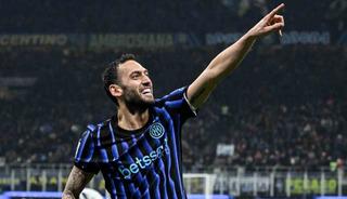 Çalhanoğlu attı, Inter farklı kazandı