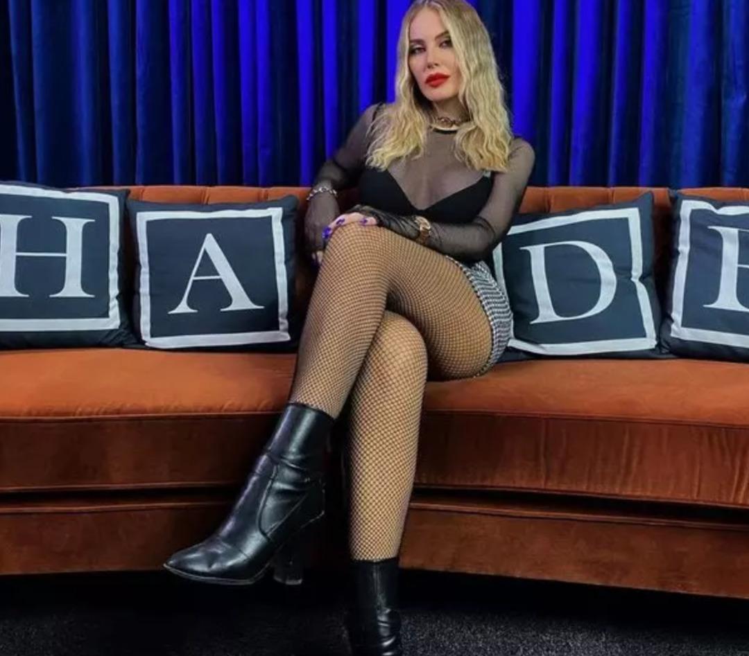 Hande Sarıoğlu gözaltına mı alındı? Önce paylaştı sonra hesabını kapattı 1