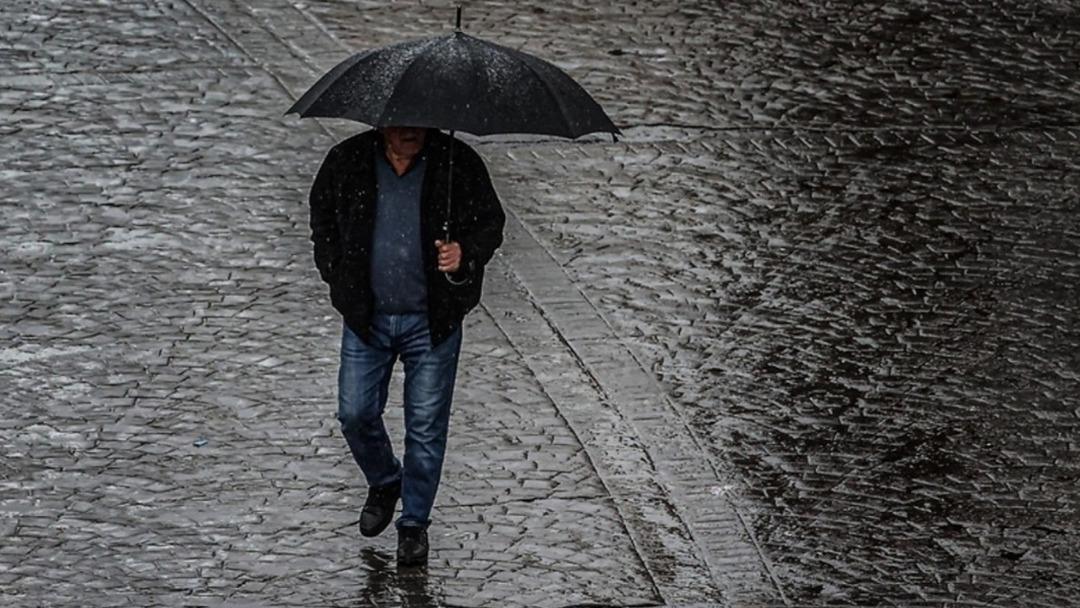 Kar, sağanak yağış ve fırtına! Meteoroloji den İstanbul dahil 22 il için sarı kodlu uyarı 1