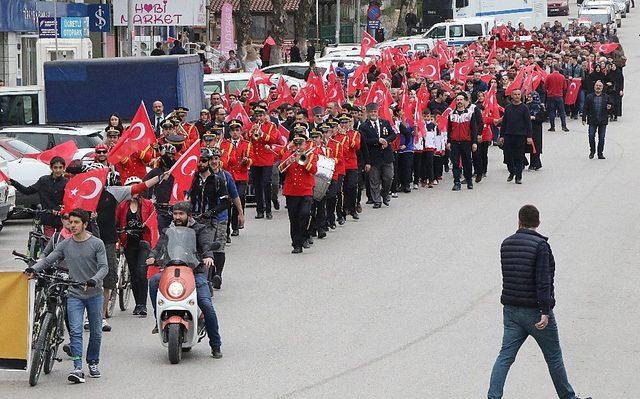 STK’lardan 18 Mart Çanakkale Zaferi yürüyüşü