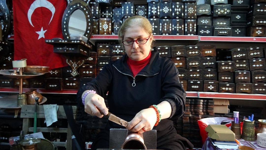 Erkeklere taş çıkartıyor! Mesleğin kurallarını tekrardan yazdı: 10 yıldır bu işi yapıyor 5