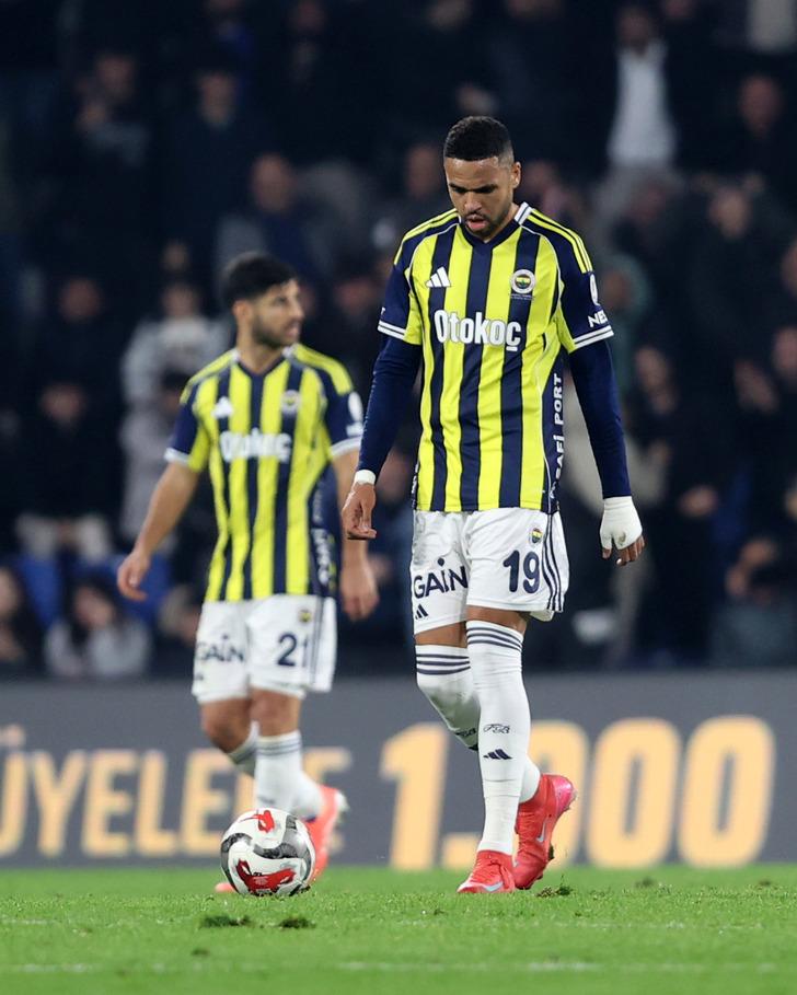 Başakşehir beraberliği sonrası usta isimlerden Fenerbahçe'ye eleştiri: Şampiyonluk havası yok! G1