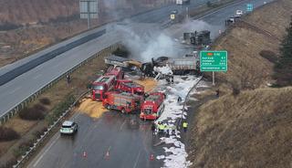 Son dakika! Adana-Gaziantep yolunda kaza: Yol trafiğe kapandı