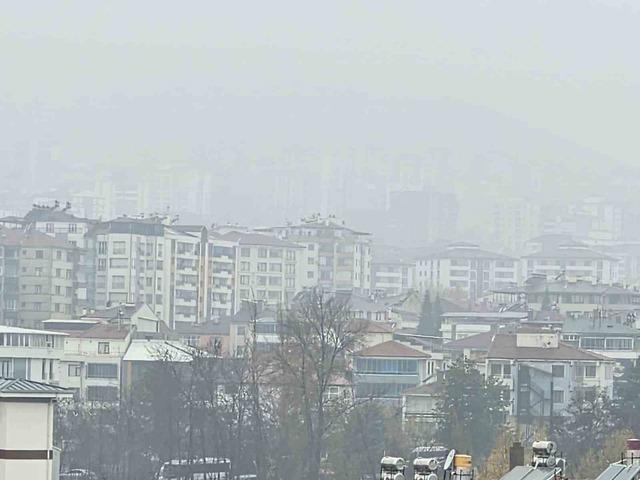 Elazığ’ın yüksek kesimlerinde sis etkili oluyor 2