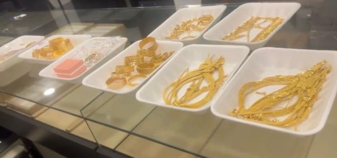 Son dakika | Kaynanasıyla kayınpederi de mi suç ortağı? Altınların, gümüşlerin çalındığı adliye soygununda 10 yeni gözaltı 2