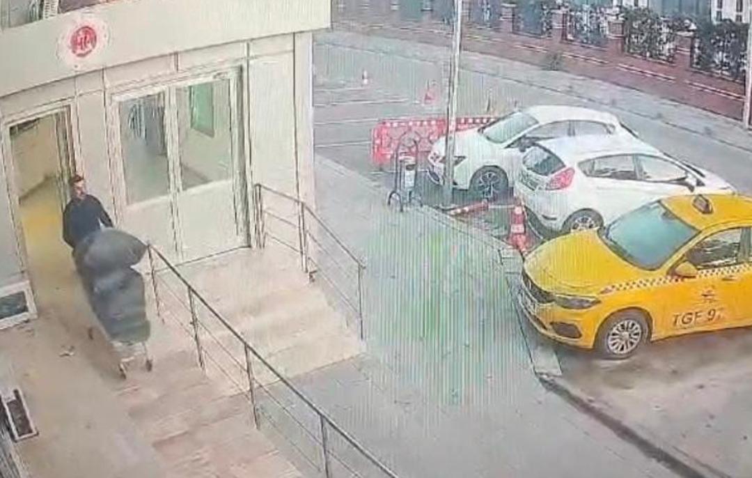 Son dakika | Kaynanasıyla kayınpederi de mi suç ortağı? Altınların, gümüşlerin çalındığı adliye soygununda 10 yeni gözaltı 4