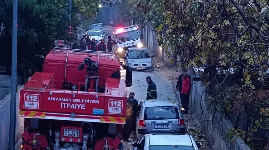 Mahsur kalan AFAD’ı itfaiye ekipleri kurtardı