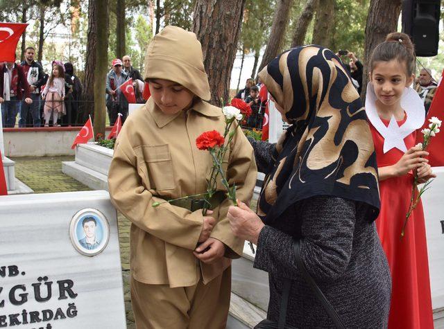 Oğlunu 26 önce şehit veren annenin gözyaşları