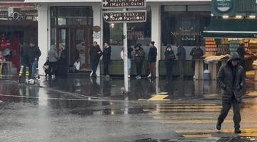 Diyarbakır’da aniden bastıran yağmur hayatı felç etti