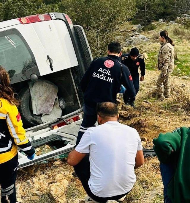 Tarım işçilerini taşıyan minibüsün şarampole uçtu 3