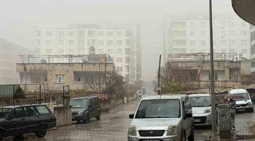 Siirt’te sis ve sağanak yağış etkili oldu