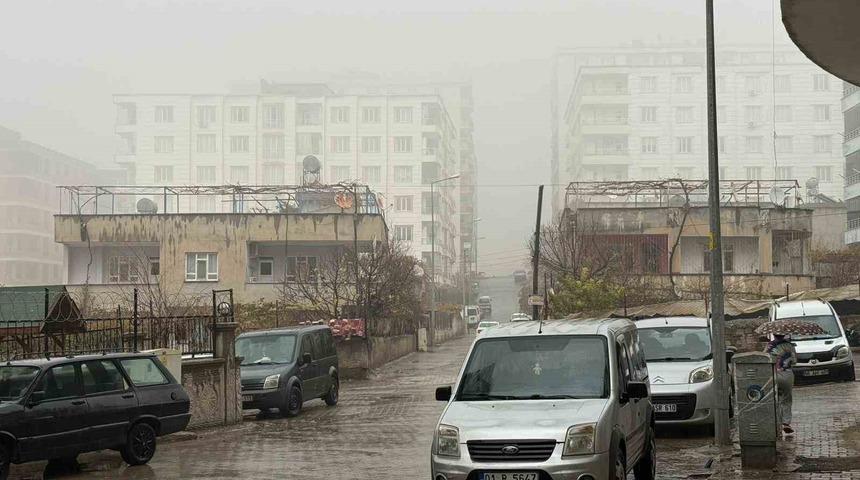 Siirt’te sis ve sağanak yağış etkili oldu