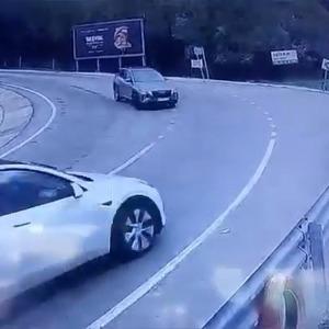 Uludağ yolu buz pistine döndü