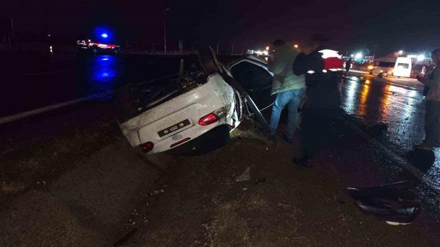 Niğde - Kayseri yolunda feci kaza: 2 ölü, 1 yaralı