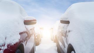 Kışın araçta bırakılmaması gereken 5 eşya