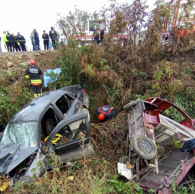 Ordu’da üç tekerlekli araç ile otomobil çarpıştı: 2 ölü, 1 yaralı 1