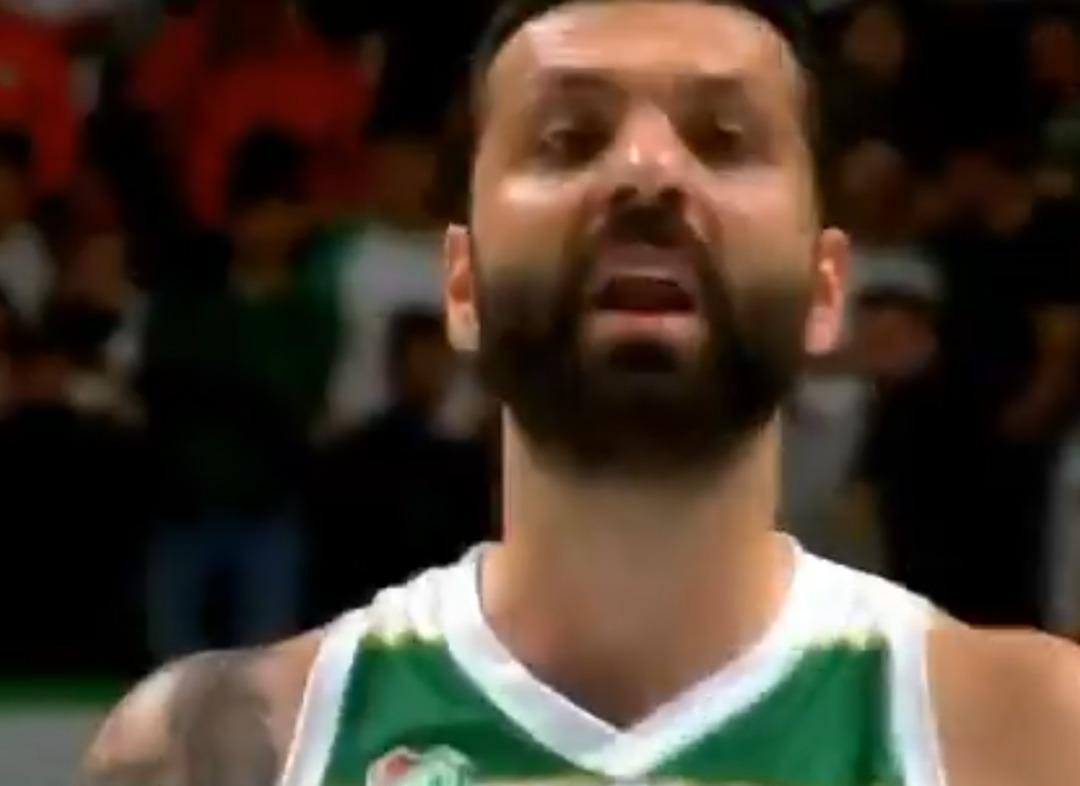 Göksenin Köksal dan Galatasaray a küfür! Gerginlik salon dışına sıçradı, takım otobüsü taşlandı 1