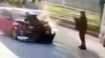 Eski eşiyle evli olan polis memuruna çarptı! Yaraladıktan sonra fotoğrafını çekti