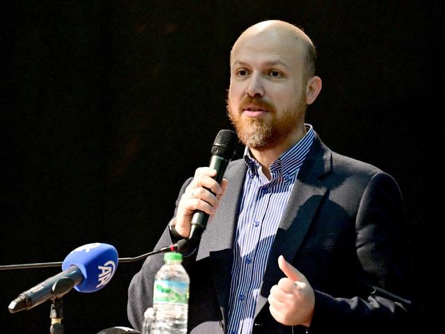 Bilal Erdoğan, Kadıköy Anadolu İmam Hatip Lisesi'ndeki "Kıbrıs Çalıştayı"nda konuştu