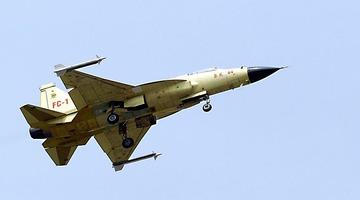 Çin, savaş uçaklarının Japon F-15'lerine radar kilidi attığı iddiasını reddetti