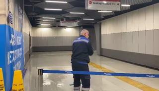 Sağanak yağış nedeniyle metroyu su bastı!