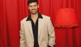 Ünlü oyuncu evleniyor! Survivor'a gitmeden önce nişanlandı 